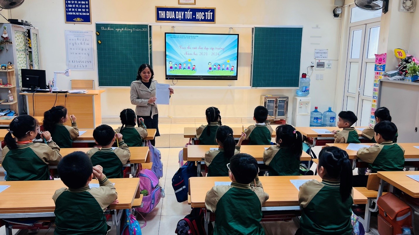 Phong trào “Luyện nét chữ - rèn nết người” của trường Tiểu học Việt Nam – Cuba chào mừng 41 năm ngày Nhà giáo Việt Nam (20/11/1982 - 20/11/2023)