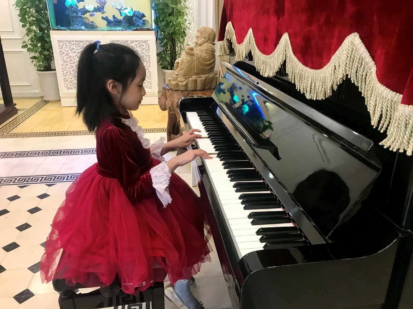 Nguyễn Phương Linh lớp 3G - Tài năng âm nhạc nhí