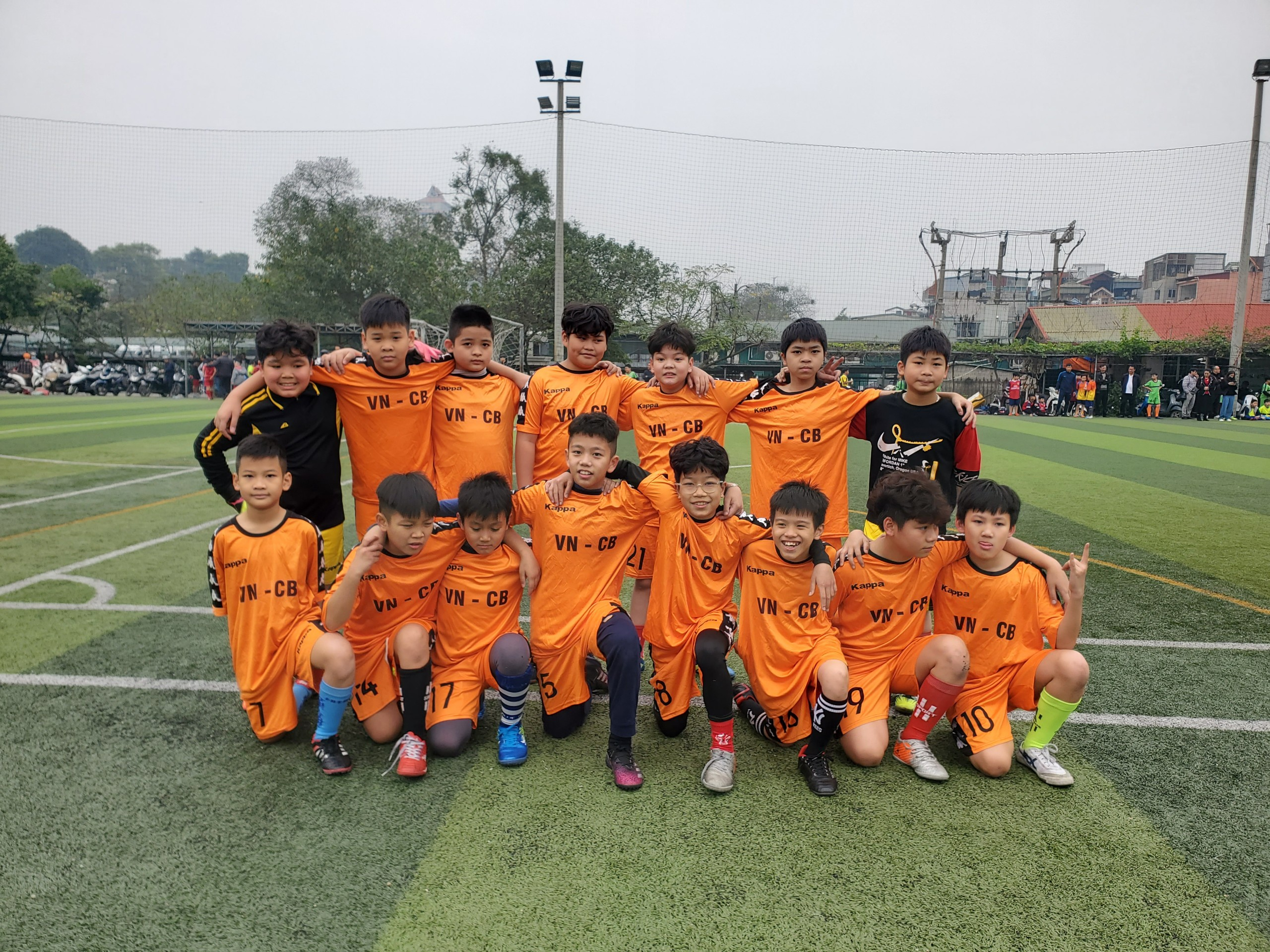 Đội bóng đá trường Tiểu học Việt Nam Cu Ba tham gia thi đấu tại giải “Thi đấu các môn thể thao học sinh quận Ba Đình năm học 2022 – 2023”
