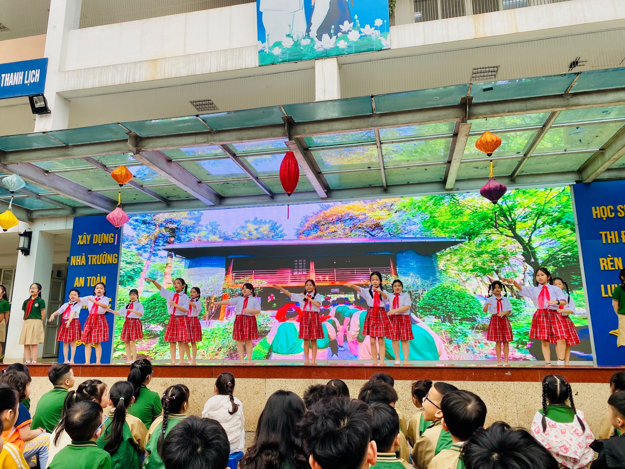 Trường Tiểu học Việt Nam – Cu Ba tổ chức Lễ kỷ niệm 93 năm ngày thành lập Đoàn TNCS Hồ Chí Minh.