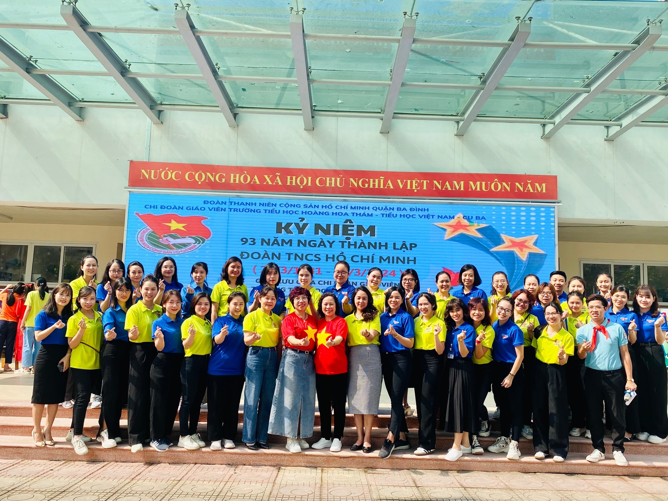 Giao lưu Văn nghệ - Thể dục – Thể thao và Công tác Đội TNTP HCM giữa hai Liên đội TH Hoàng Hoa Thám và TH Việt Nam – Cu Ba