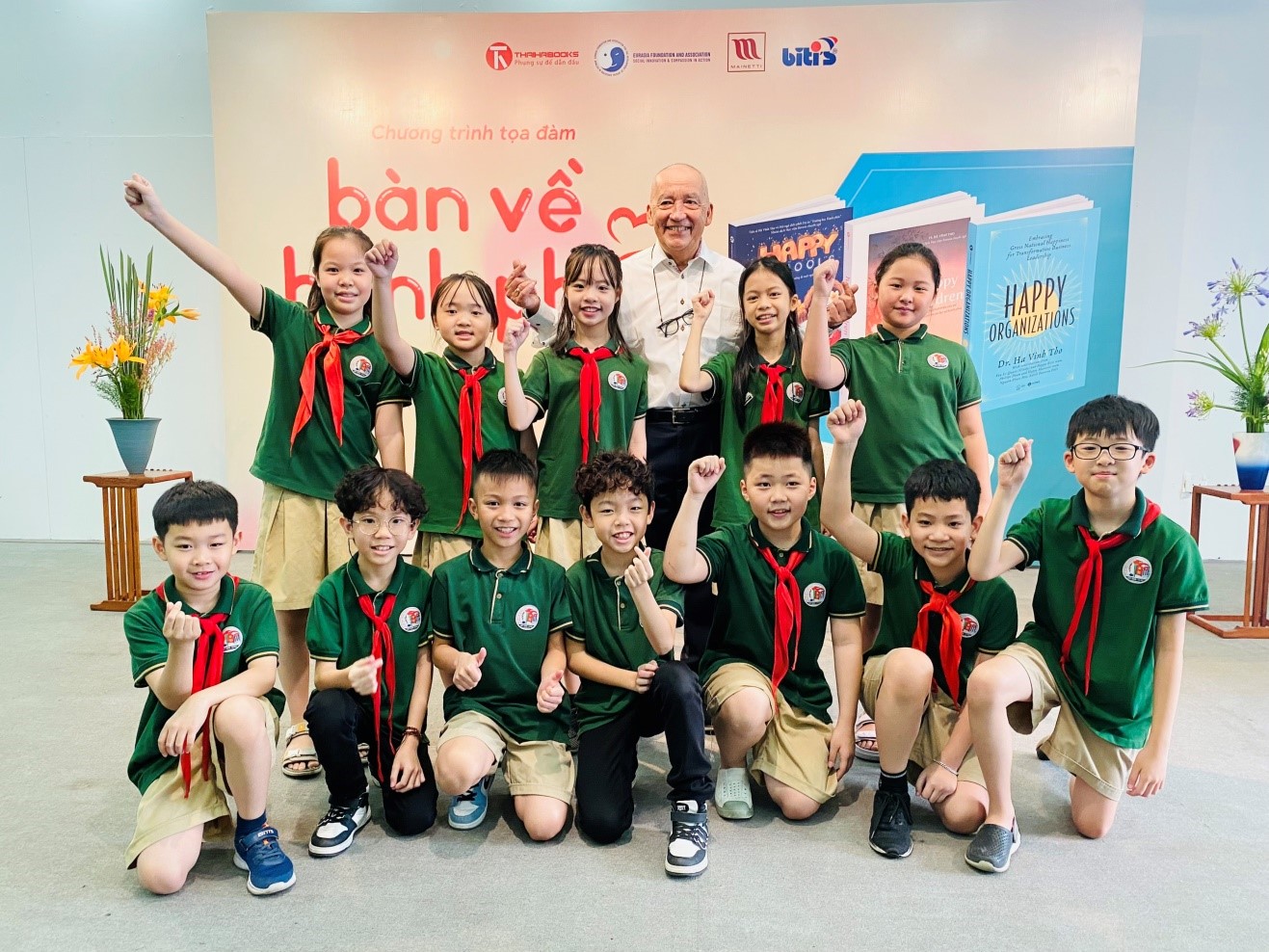 Học sinh trường TH Việt Nam – Cu Ba tham dự buổi toạ đàm “Bàn về hạnh phúc”